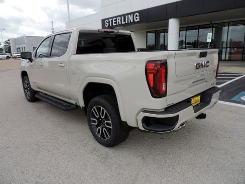 New 2026 GMC Sierra 1500 AT4 w/ AT4 Premium Package image 7