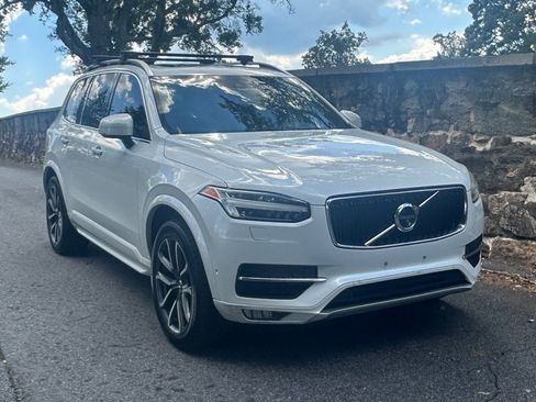 Used 2017 Volvo XC90 T6 Momentum w/ Vision Package image 52