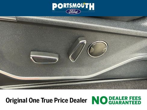 Used 2025 Ford F150 Raptor w/ Equipment Group 803A Raptor R image 32