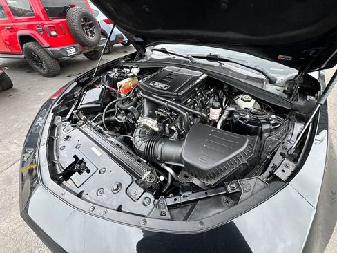 Used 2017 Chevrolet Camaro SS RWD image 18