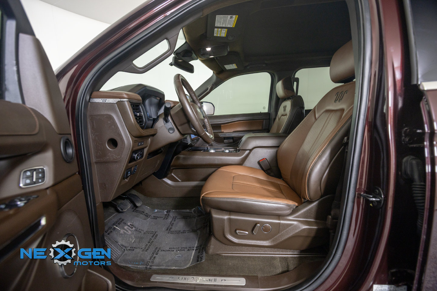 Used 2024 Ford Expedition King Ranch AWD/4WD image 14