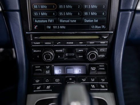 Used 2013 Porsche 911 Carrera image 20