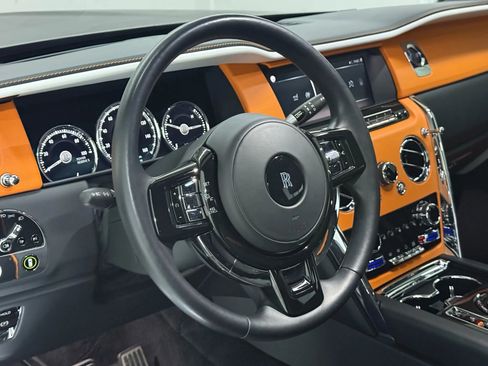 Used 2022 Rolls-Royce Cullinan image 16