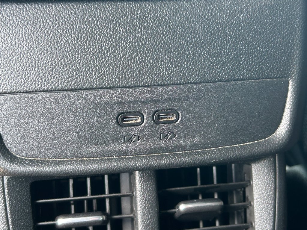 Used 2026 Chevrolet Equinox LT FWD image 19