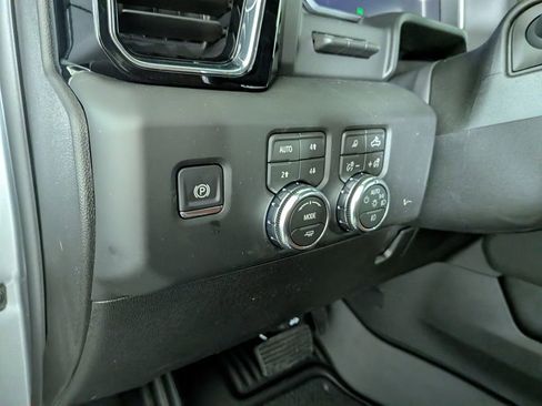 New 2026 GMC Sierra 3500 Denali Ultimate image 17