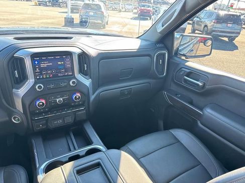 Certified 2021 GMC Sierra 1500 SLT w/ SLT Convenience Package image 18