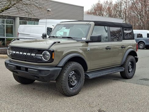 New 2026 Ford Bronco Big Bend w/ Black Appearance Package image 10