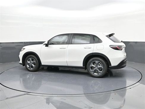 New 2026 Honda HR-V LX image 5