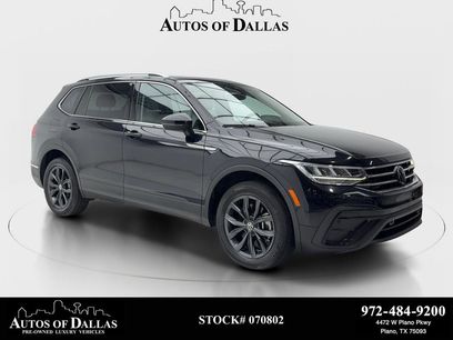 Used 2022 Volkswagen Tiguan SE w/ Panoramic Sunroof Package