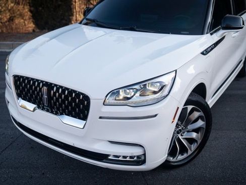 Used 2022 Lincoln Aviator Grand Touring w/ Equipment Group 301A image 2
