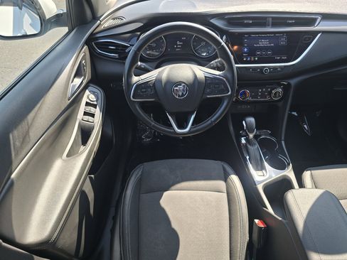 Certified 2020 Buick Encore GX Preferred w/ Cold Weather Comfort Package FWD image 28