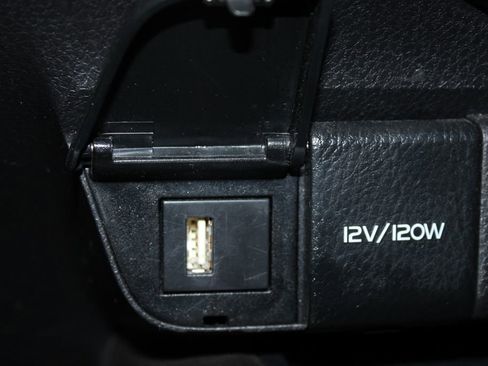 Used 2022 Toyota Camry SE image 44