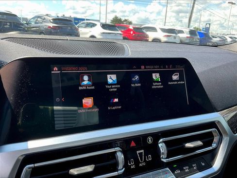 Used 2021 BMW 330i Sedan w/ M Sport Package RWD image 15