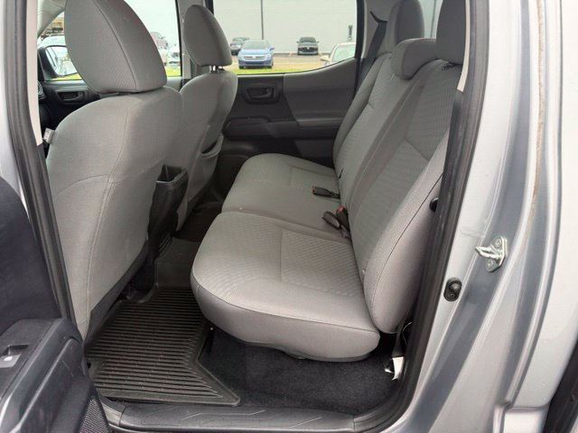 Used 2020 Toyota Tacoma SR AWD/4WD image 19