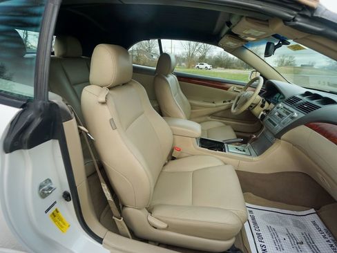 Used 2006 Toyota Solara SLE image 23