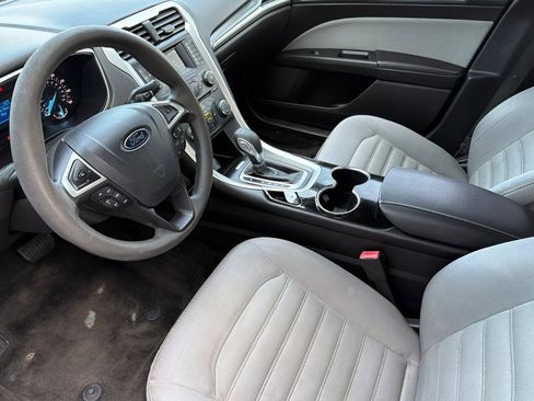 Used 2014 Ford Fusion S image 9