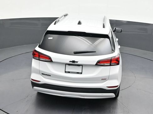 Used 2023 Chevrolet Equinox RS w/ RS Leather Package FWD image 18