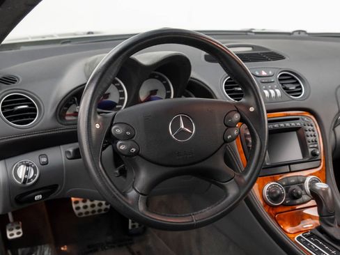Used 2004 Mercedes-Benz SL 55 AMG image 9