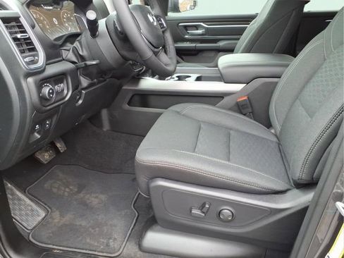 New 2026 RAM 1500 Big Horn AWD/4WD image 14