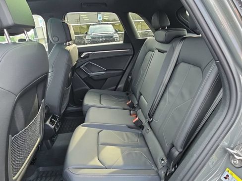 Certified 2025 Audi Q3 2.0T Premium w/ Convenience Package AWD/4WD image 12