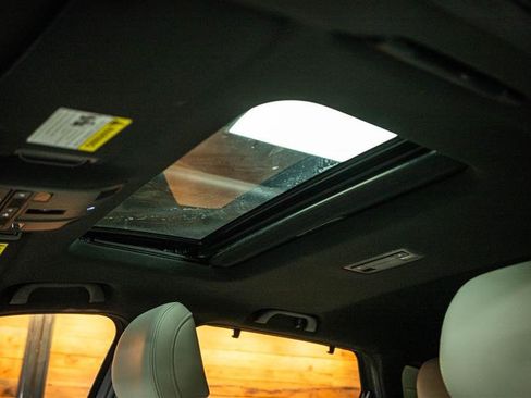 Used 2023 MAZDA CX-9 Signature image 28