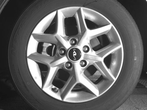 Used 2025 Kia Soul LX w/ LX Technology Package FWD image 23