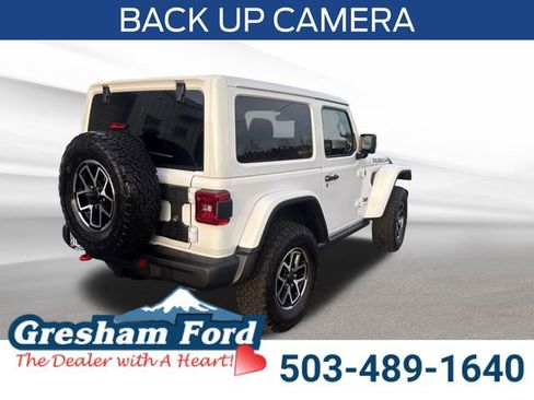 Used 2025 Jeep Wrangler Rubicon image 6