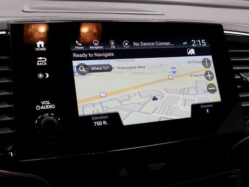 Used 2022 Honda Pilot Touring image 3