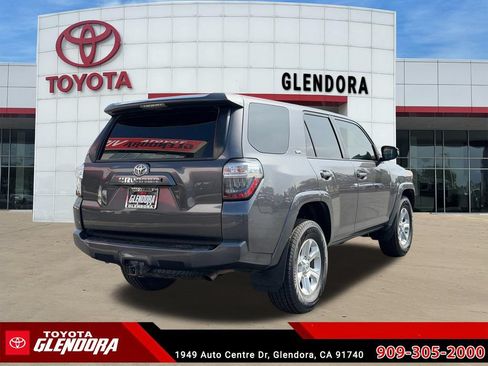 Used 2021 Toyota 4Runner SR5 RWD image 10