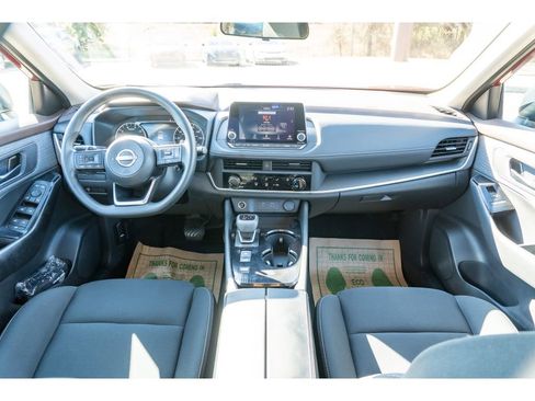 Used 2023 Nissan Rogue S image 19