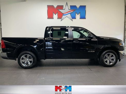 Used 2025 RAM 1500 Big Horn image 1