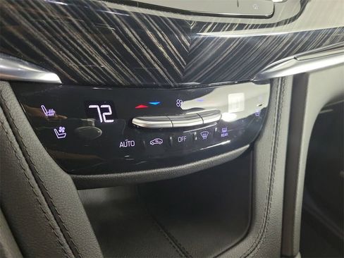 Certified 2024 Cadillac XT6 Premium Luxury w/ LPO, Floor Liner Package image 28