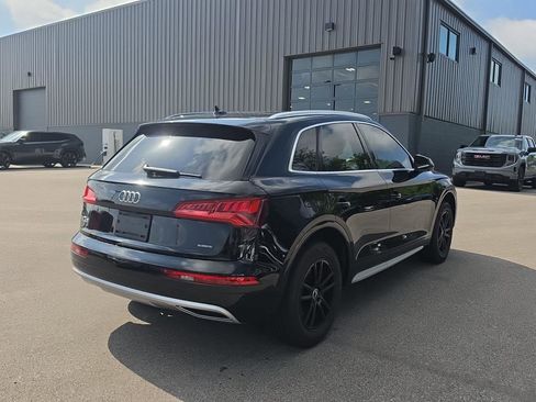 Used 2020 Audi Q5 2.0T Premium w/ Convenience Package AWD/4WD image 3