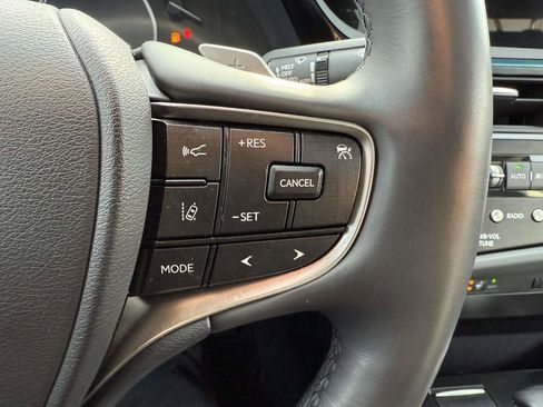 Used 2023 Lexus ES 350 Premium w/ Premium Package image 19