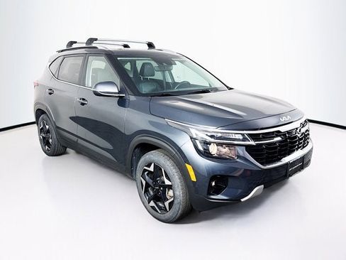 Certified 2024 Kia Seltos EX AWD/4WD image 30