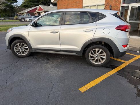 Used 2017 Hyundai Tucson SE FWD image 6