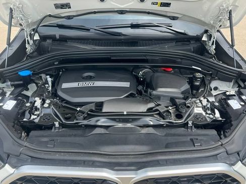 Used 2026 BMW X2 xDrive28i AWD/4WD image 18