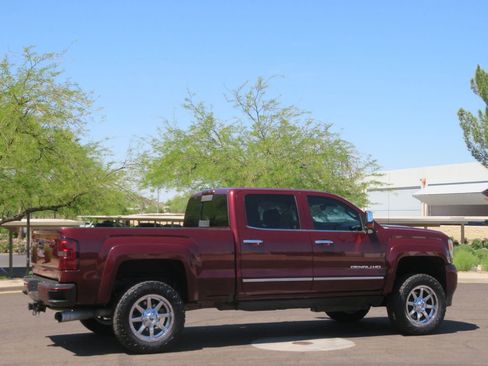 Used 2016 GMC Sierra 3500 Denali w/ Duramax Plus Package AWD/4WD image 6