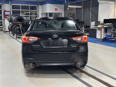 Used 2023 Subaru Legacy Sport image 6