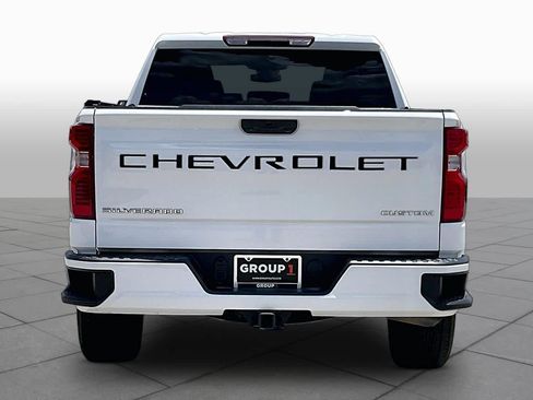 Used 2024 Chevrolet Silverado 1500 Custom RWD image 5