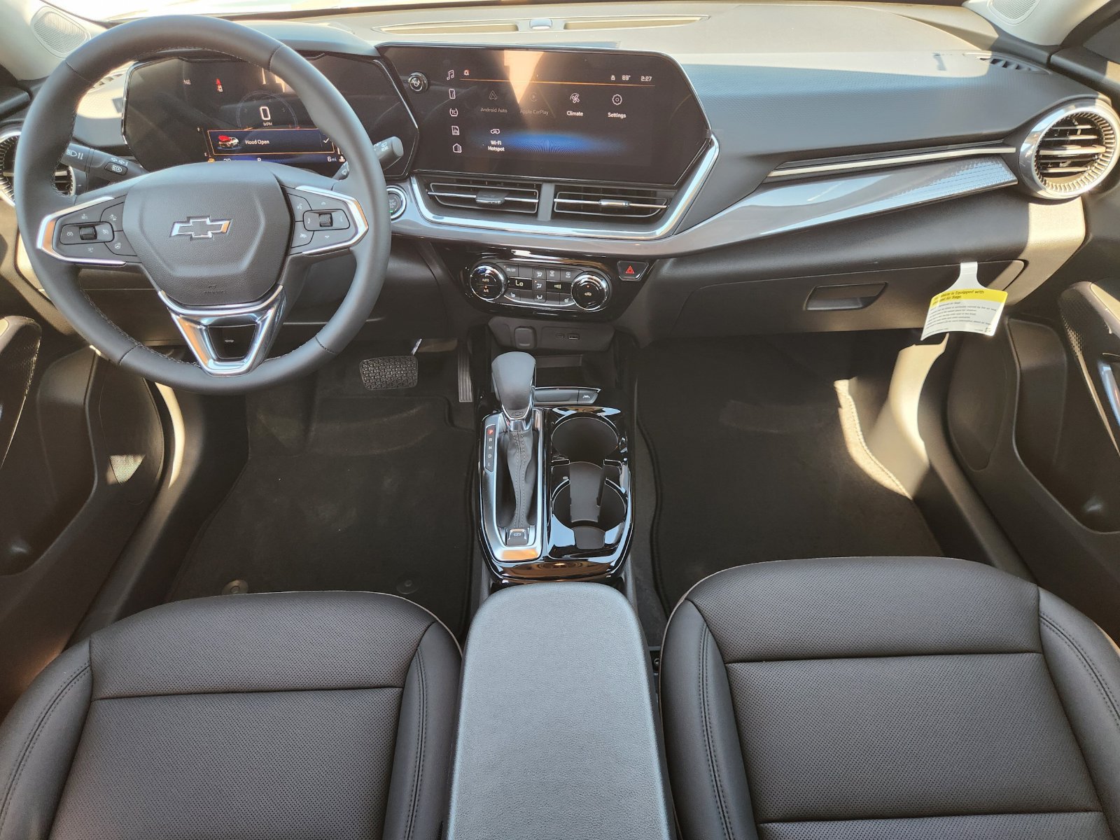 New 2026 Chevrolet Trax ACTIV w/ Sunroof Package FWD image 25