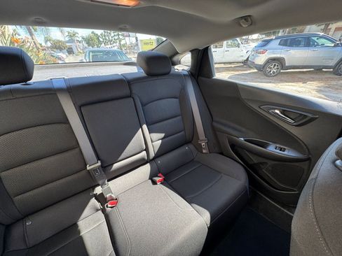 Used 2024 Chevrolet Malibu LT image 39