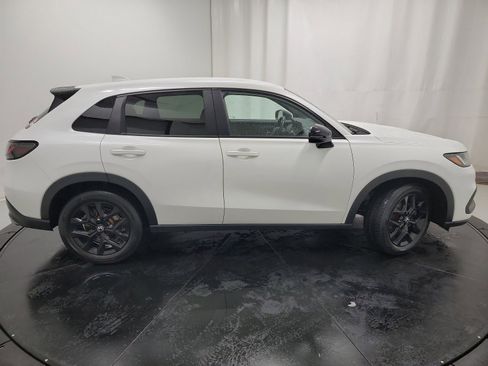 Certified 2023 Honda HR-V Sport image 11