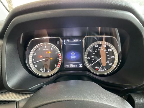 Used 2018 Nissan Titan PRO-4X w/ Pro-4x Convenience Package AWD/4WD image 26