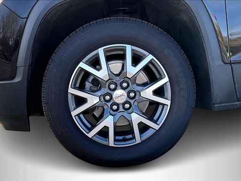 Used 2023 GMC Acadia SLT image 34