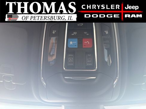 Used 2024 Jeep Grand Cherokee Altitude AWD/4WD image 20