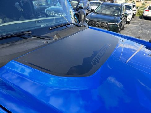 Used 2023 Ford Bronco Wildtrak image 69