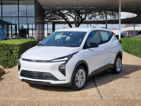 New 2027 Chevrolet Bolt LT w/ Comfort Package image 8