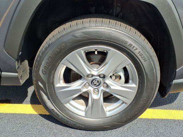 Certified 2024 Toyota RAV4 XLE FWD image 29