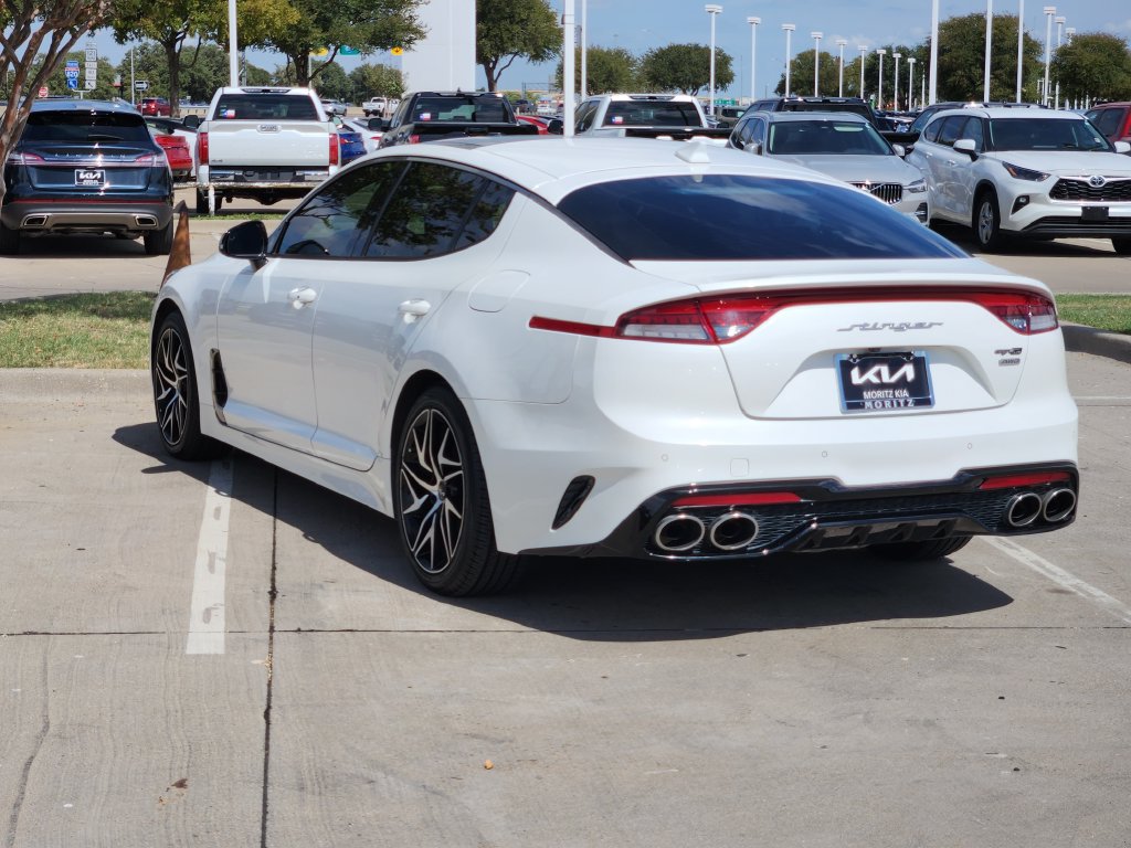 Used 2022 Kia Stinger GT-Line w/ Sun & Sound Package AWD/4WD image 3